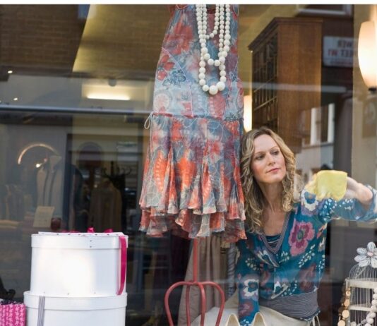 ¿Cada cuando haces limpieza profunda en tu local?