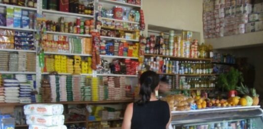 Las tienditas de la esquina sí pueden desaparecer