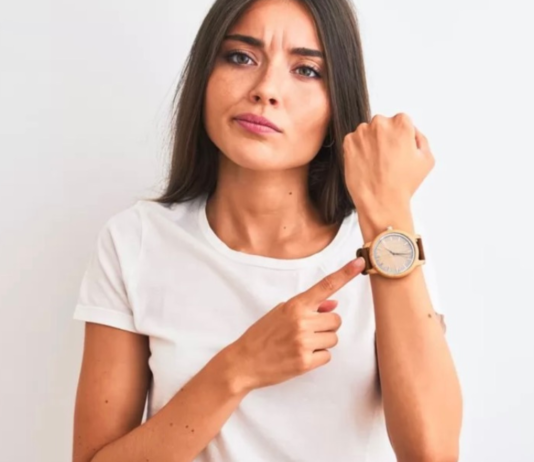 Cómo tratar con los empleados que llegan tarde